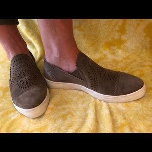 Suede Sneakers - dressy!